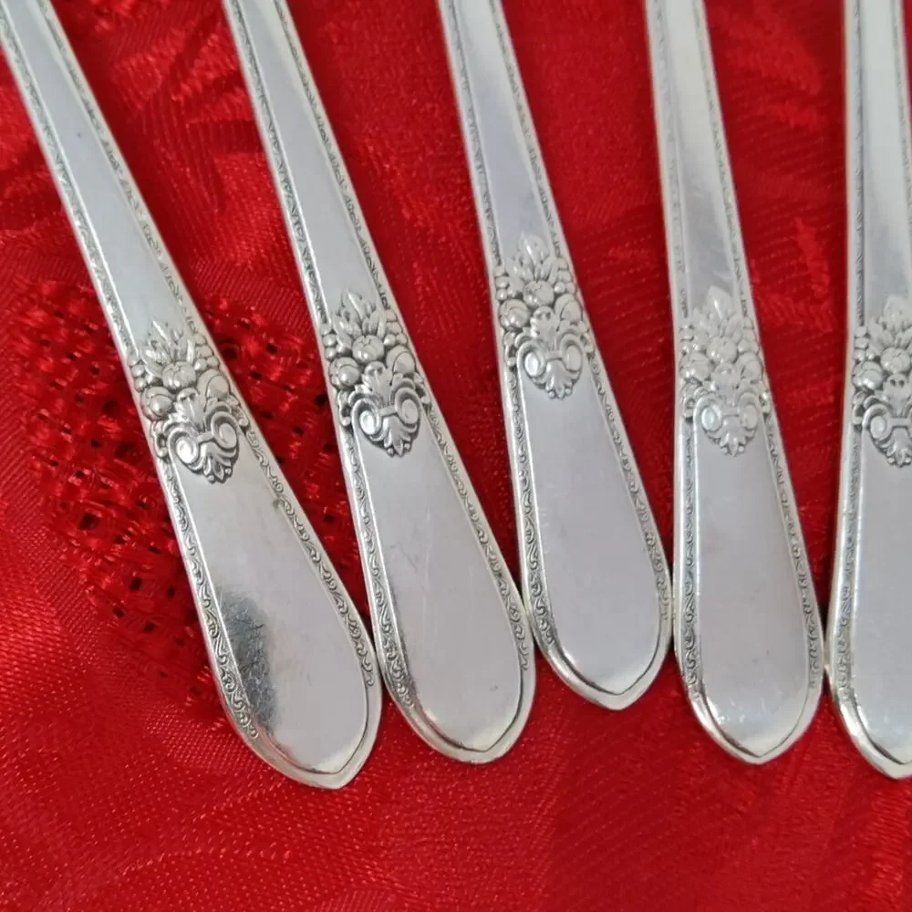 International Silver look closely